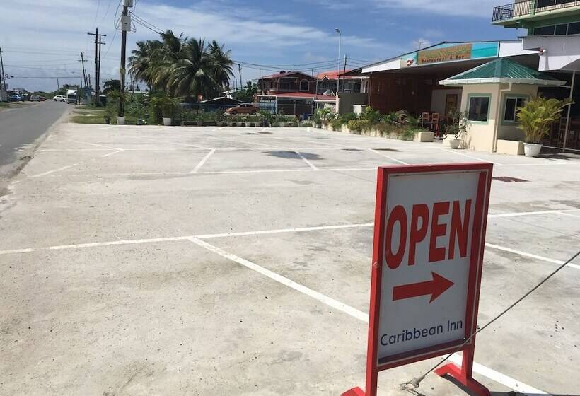 בית מלון כפרי Caribbean Inn