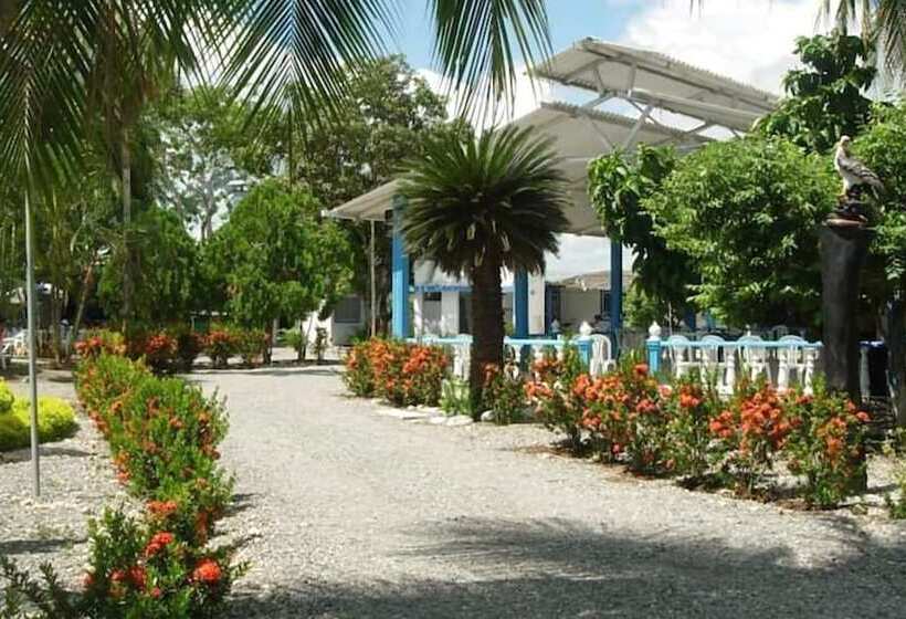 Отель Centro Vacacional Maria Dayana