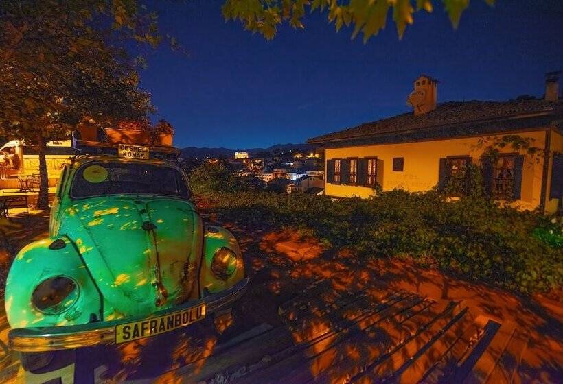 ホテル Cesmeli Konak Garden