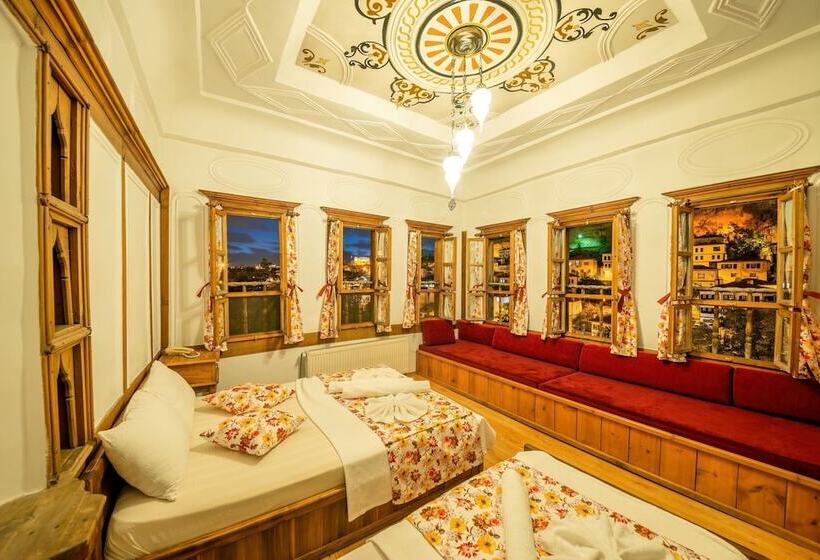 ホテル Cesmeli Konak Garden