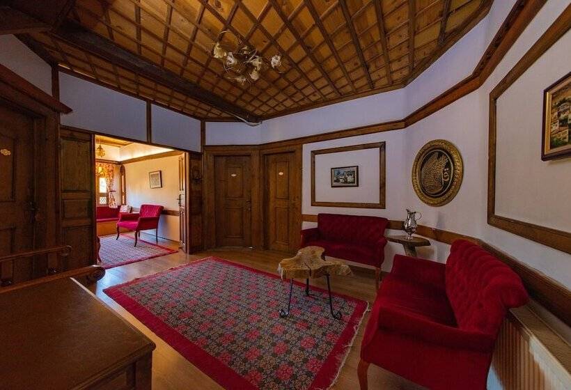 ホテル Cesmeli Konak Garden