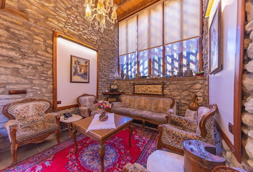 ホテル Cesmeli Konak Garden