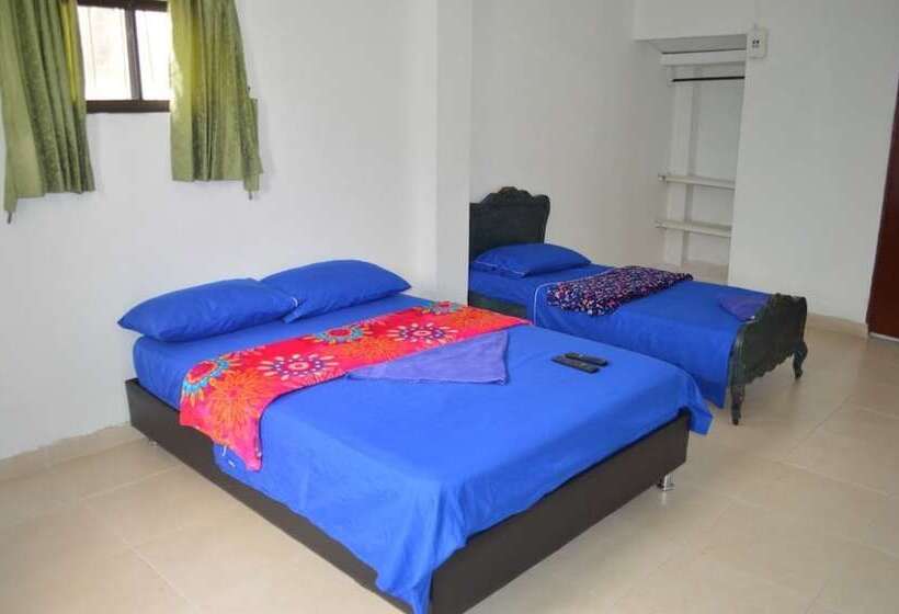 فندق Corales Del Mar