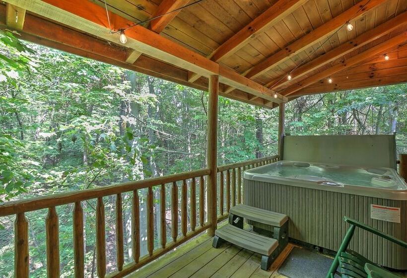 فندق Cricket Hill Lodge & Cabins