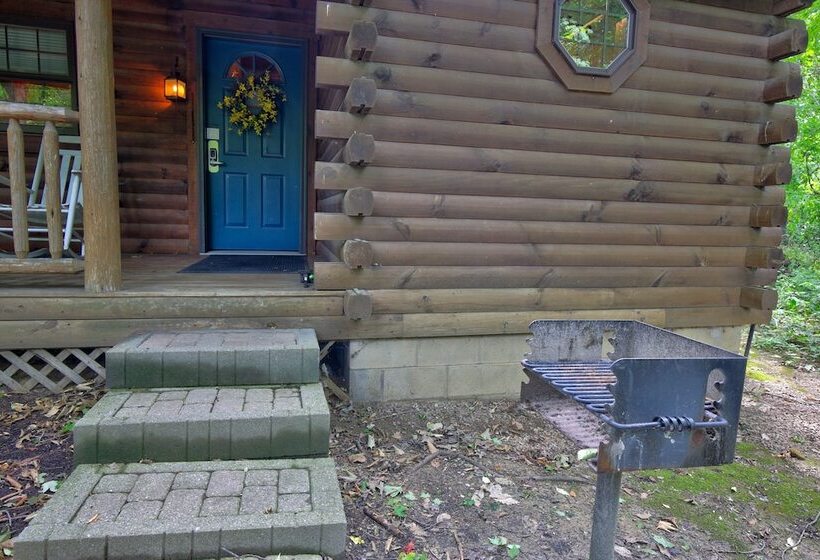 فندق Cricket Hill Lodge & Cabins