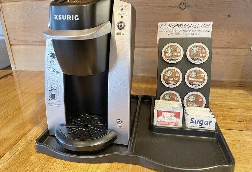 فندق Cricket Hill Lodge & Cabins