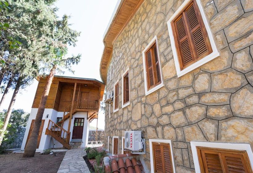 فندق Dort Mevsim Evi