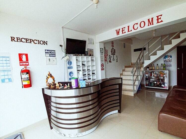 هتل Estrella Marina