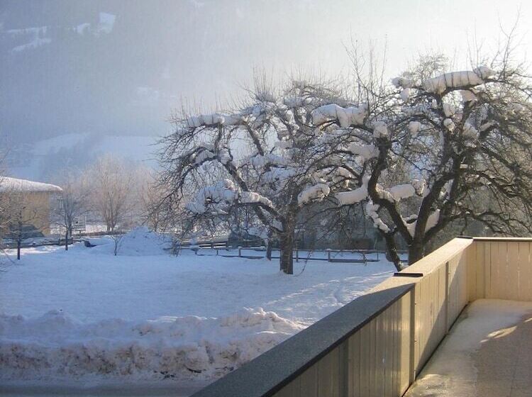 בית מלון כפרי Ferienhaus Stoanerhof