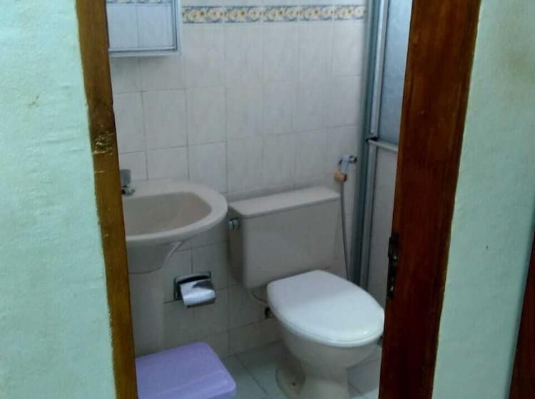 בית מלון כפרי Gloria