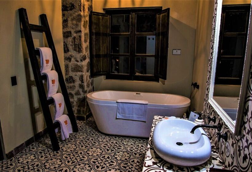 فندق Hacienda Tovares Resort Ecuestre & Spa