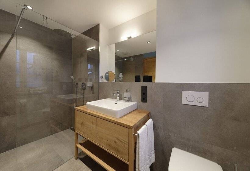 فندق Haus Heimat 1883