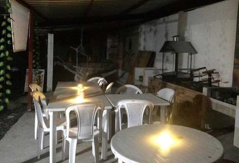 فندق Hospedaje Familiar Valentina