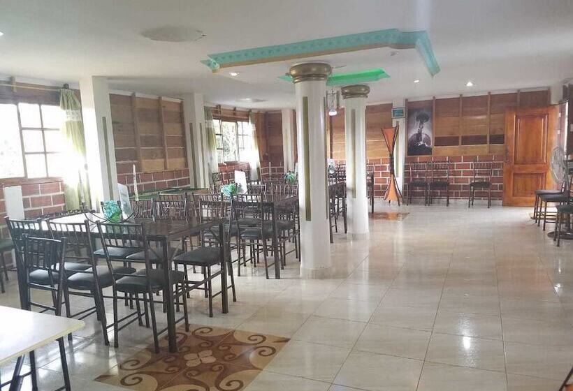 فندق Hospedaje Familiar Valentina