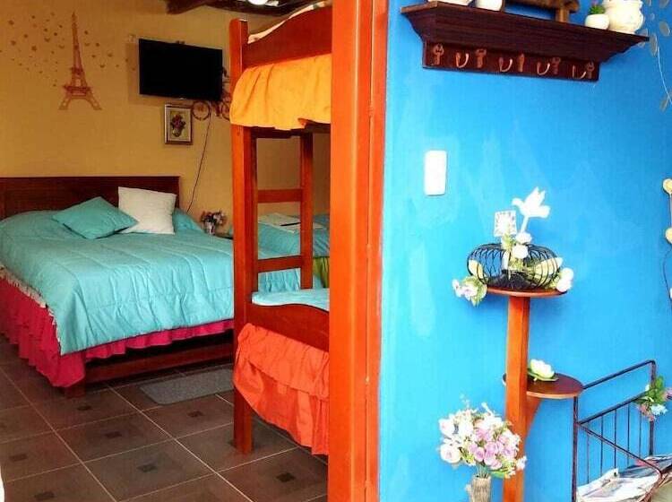 فندق Hospedaje Familiar Valentina