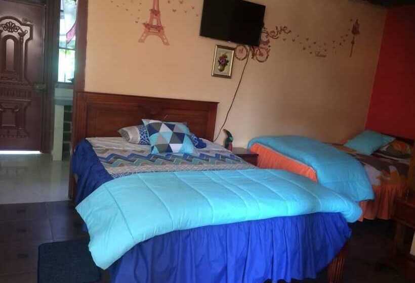 هتل Hospedaje Familiar Valentina