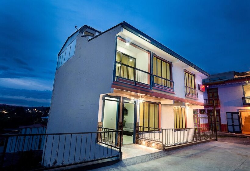 호텔 Hostal La Masia