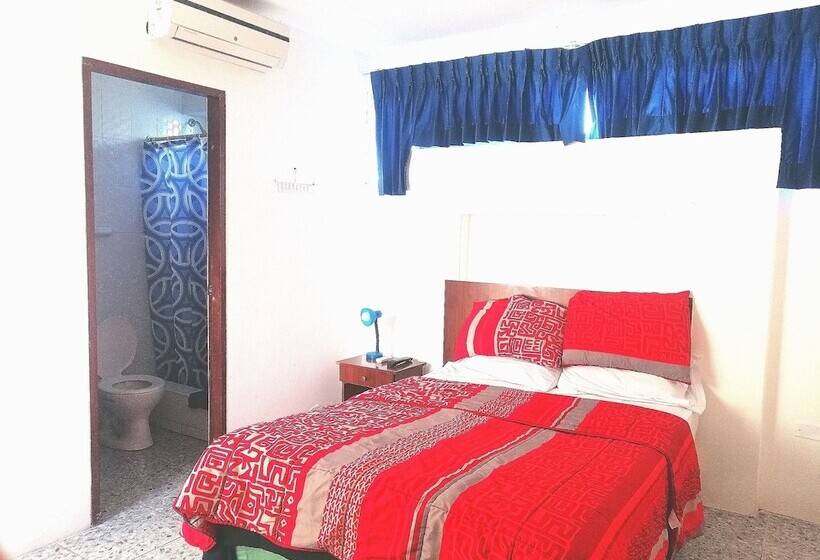 هتل Hosteria La Costanera