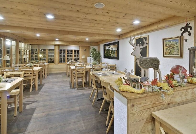 Отель Hôtel Restaurant Les Lilas