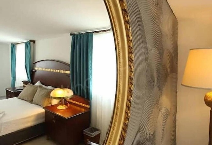 Отель Hubble Bubble Suit