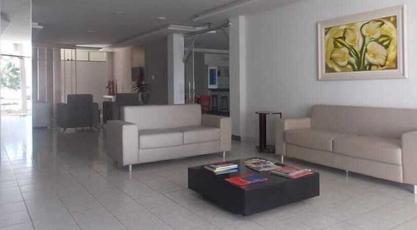 Отель Insinuante