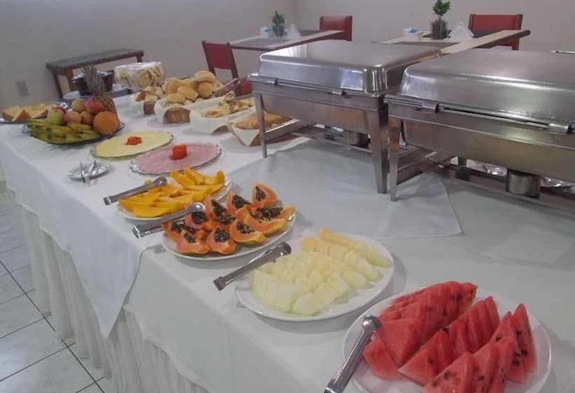 Отель Insinuante