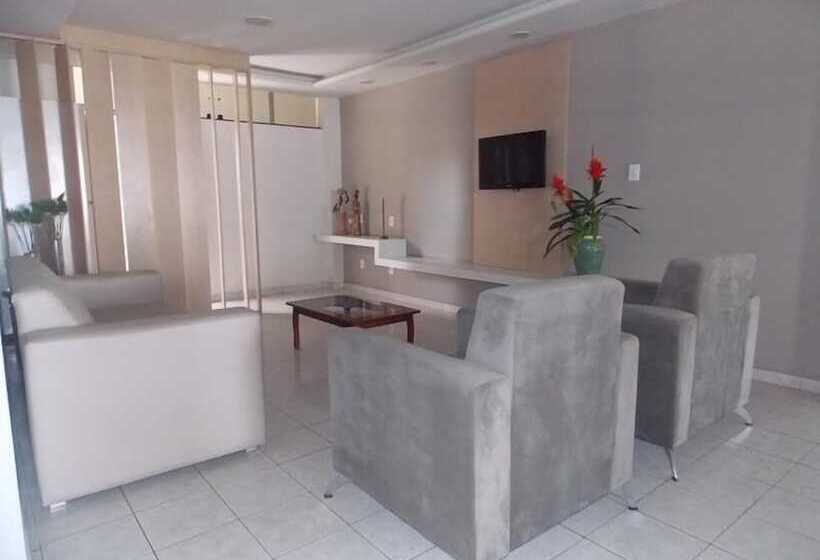 Отель Insinuante