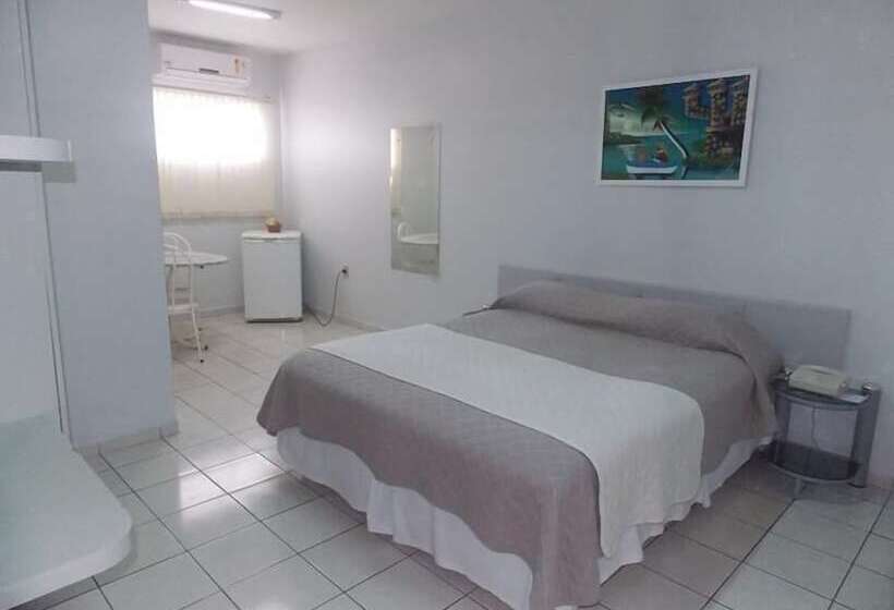 Отель Insinuante