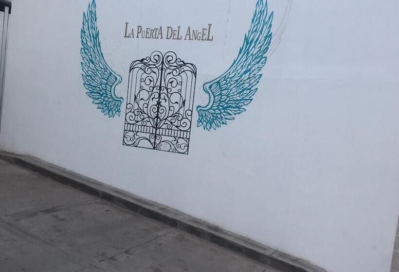 ホテル La Puerta del Ángel Isla