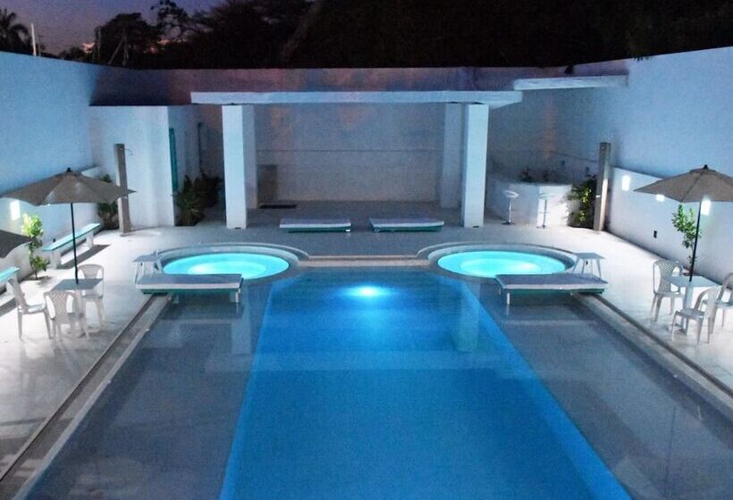 Отель La Puerta del Ángel Isla