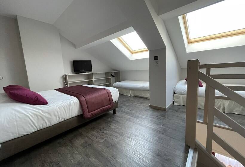 בית מלון כפרי La Tour D'ivoire