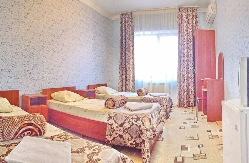 هتل Lazurnaya Plus