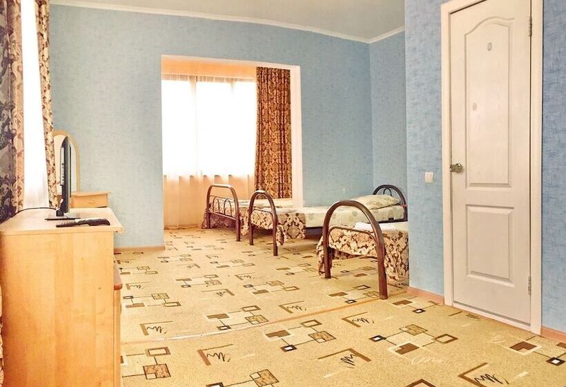 هتل Lazurnaya Plus