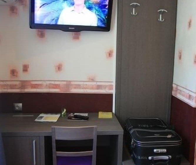 Отель Le Petit Mas De Marie