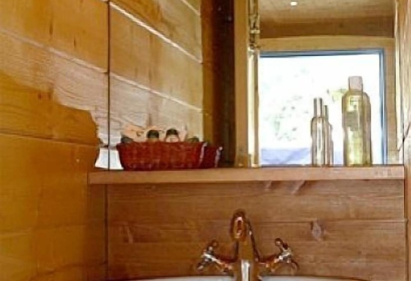 בית מלון כפרי Les Roulottes Des Korrigans