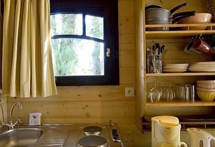 בית מלון כפרי Les Roulottes Des Korrigans