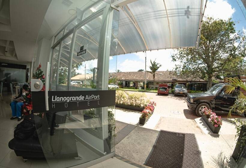 酒店 Llano Grande Airport