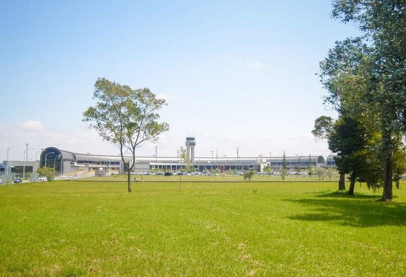 酒店 Llano Grande Airport