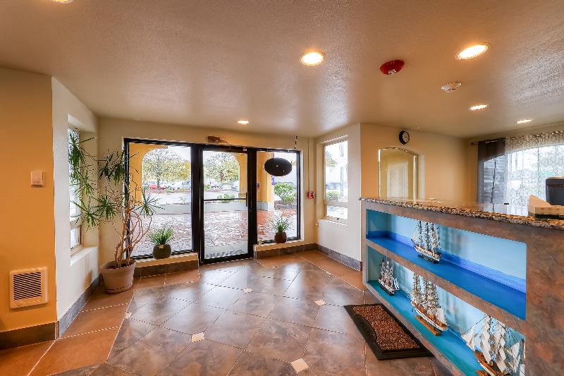 فندق Newport Inn & Suites By Oyo Rooms