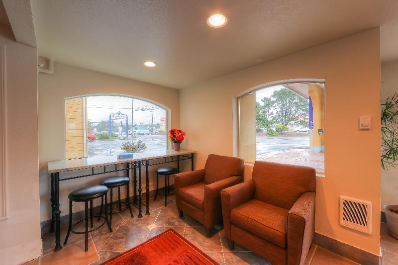 فندق Newport Inn & Suites By Oyo Rooms