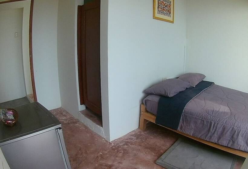 فندق Nuna Chak Hostel & Café