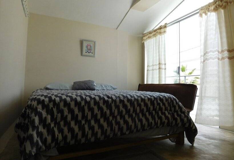 فندق Nuna Chak Hostel & Café