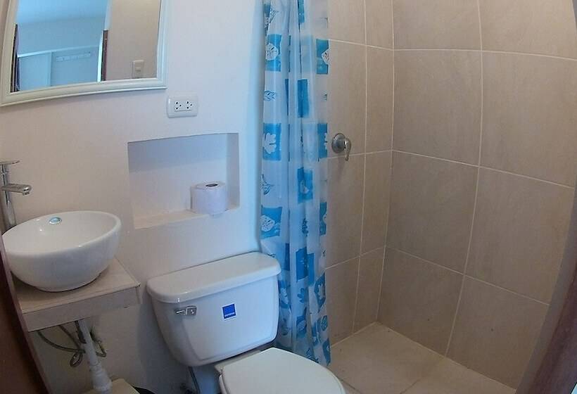 فندق Nuna Chak Hostel & Café