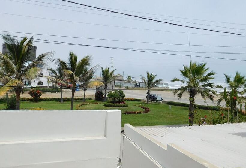 فندق Nuna Chak Hostel & Café