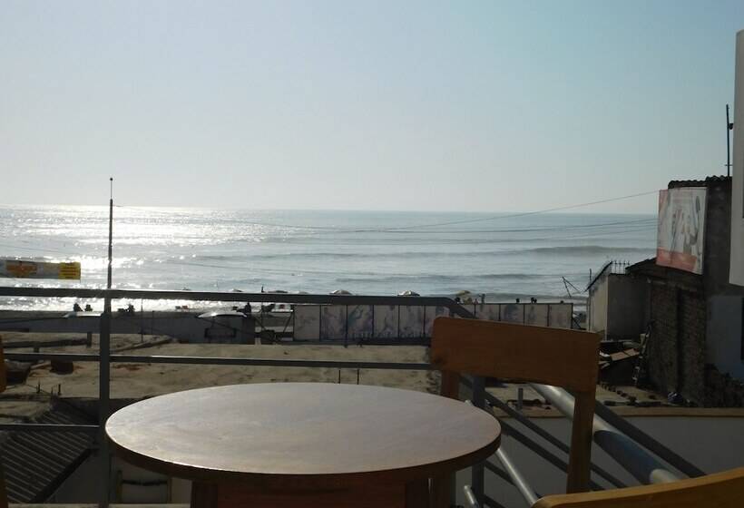 فندق Nuna Chak Hostel & Café