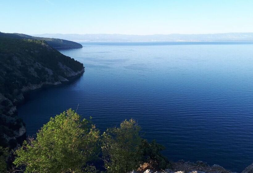 ホテル Pansion Tramontana