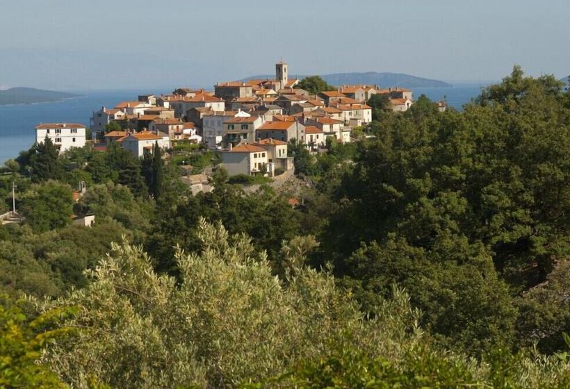 ホテル Pansion Tramontana