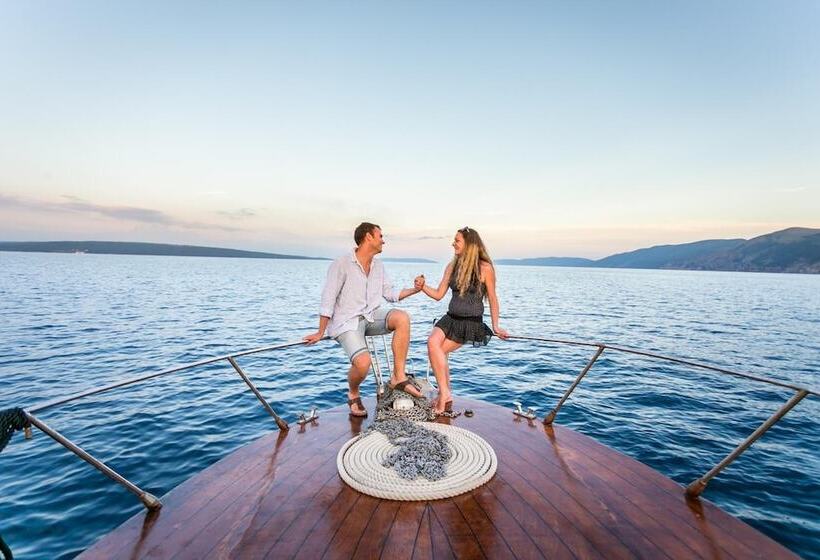 בית מלון כפרי Pansion Tramontana