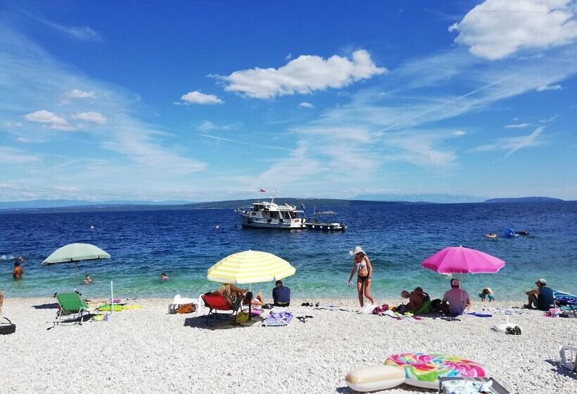 בית מלון כפרי Pansion Tramontana