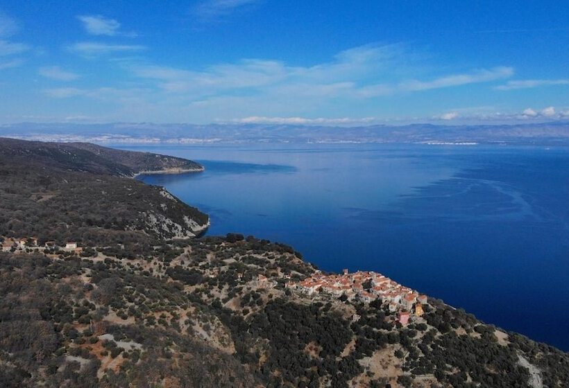 ホテル Pansion Tramontana